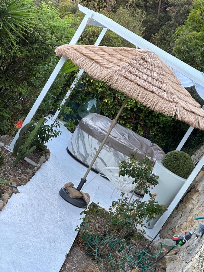 La Maison De Doms Avec Jacuzzi Et Vue Mer Cassis Exteriér fotografie