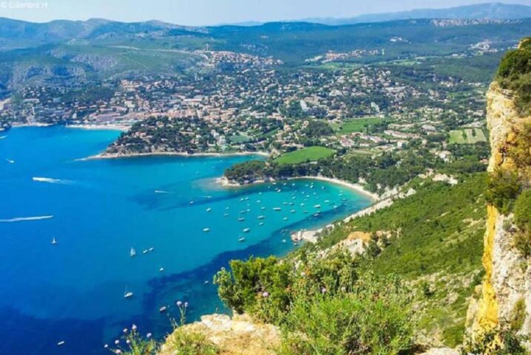 La Maison De Doms Avec Jacuzzi Et Vue Mer Cassis Exteriér fotografie